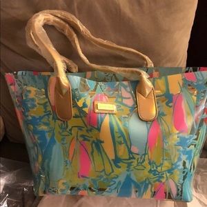 NWT Lilly Pulitzer Breezy Tote in Beach and Bae